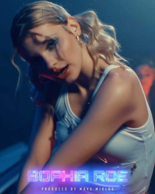 Sophia Roe — Work It Out